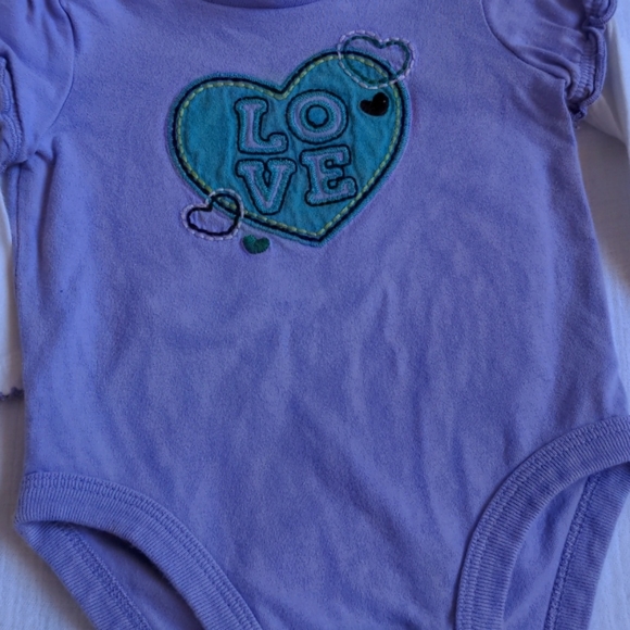Carter's/Oshkosh Long Sleeved Onesies - Picture 2 of 7